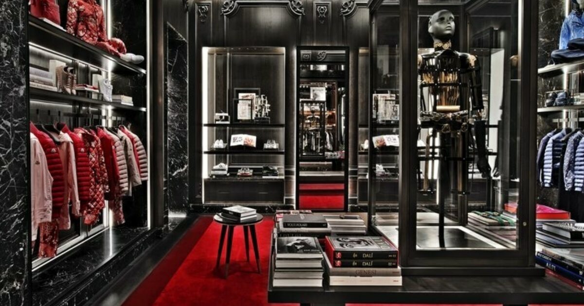 Moncler discount flagship store